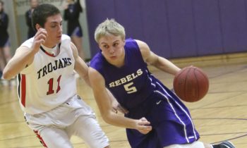 Murray County Central boys battle Worthington to the end, fall shy of win