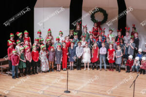 2nd  3rd grade Christmas concert (14 of 35)