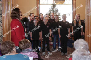 MCC Elementary Choir.Holt House (1 of 4)